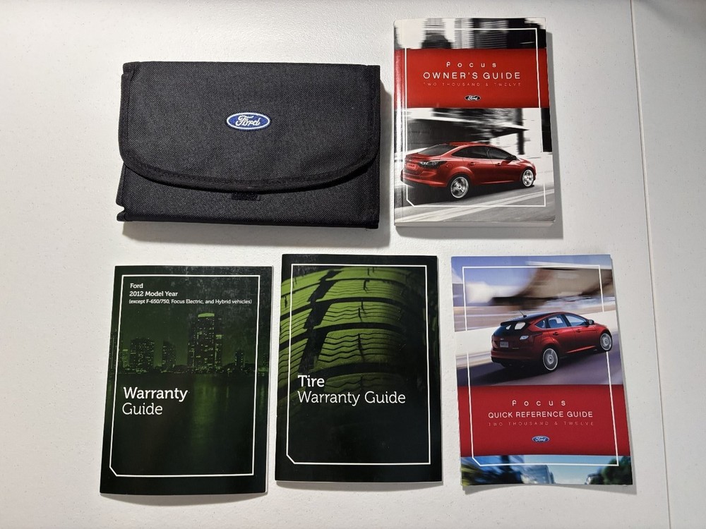 2012 Ford Focus Owner's Guide OEM Set