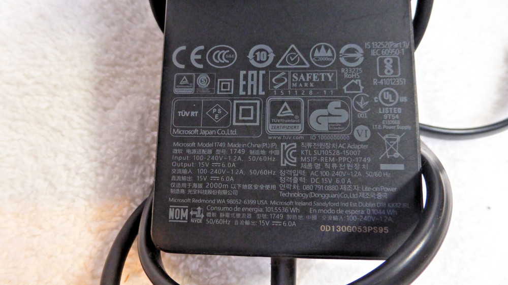 Microsoft Surface Dock Model 1661