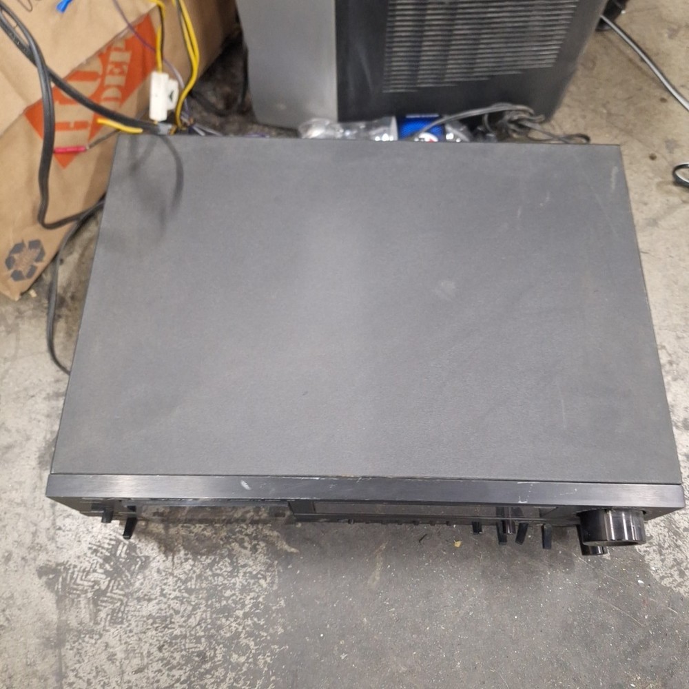 Untested SAE Two C4 Cassette Deck It Turns On.