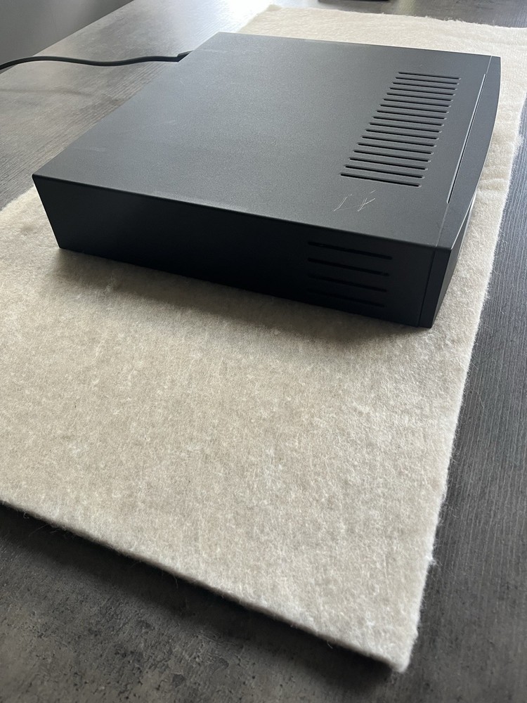 Linn Kinos System Controller. With Cable And Linn Branded Box. Great Condition