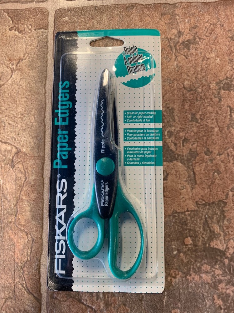 Vintage Fiskars Paper edger: Ripple Pattern