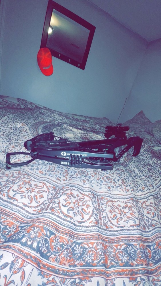 CenterPoint Dagger 405 Aluminum Crossbow Package - Black