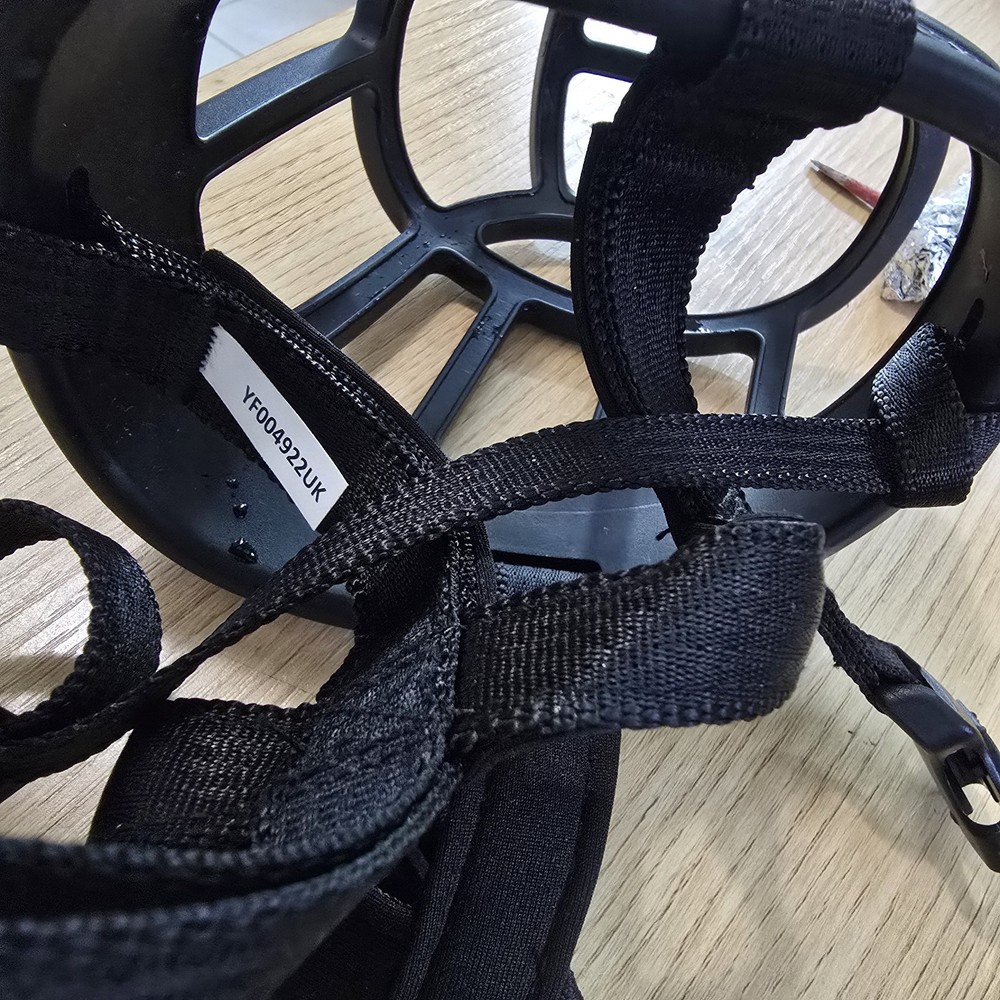 "New Baskerville Ultra Muzzle Size 5: Safe, Humane Design for Dogs"