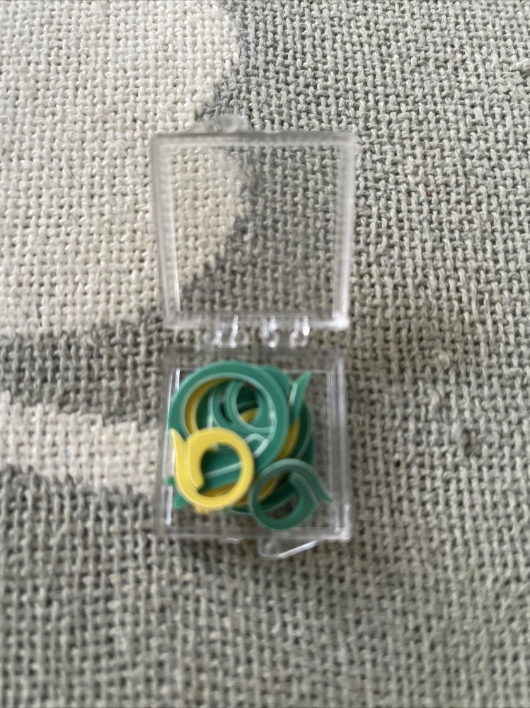 Knitter's Stitch Split Markers