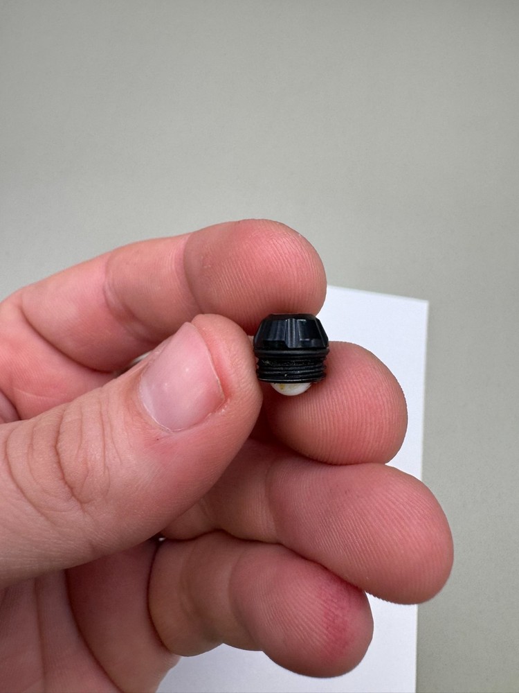 Mac Dev PB O6 Cyborg Detents-Gloss Black
