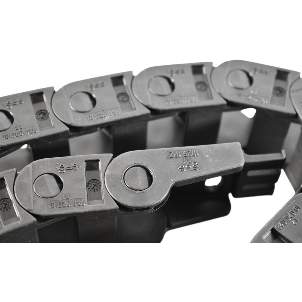 NEW Igus 10.025.028 E-Chain | 33'' OAL