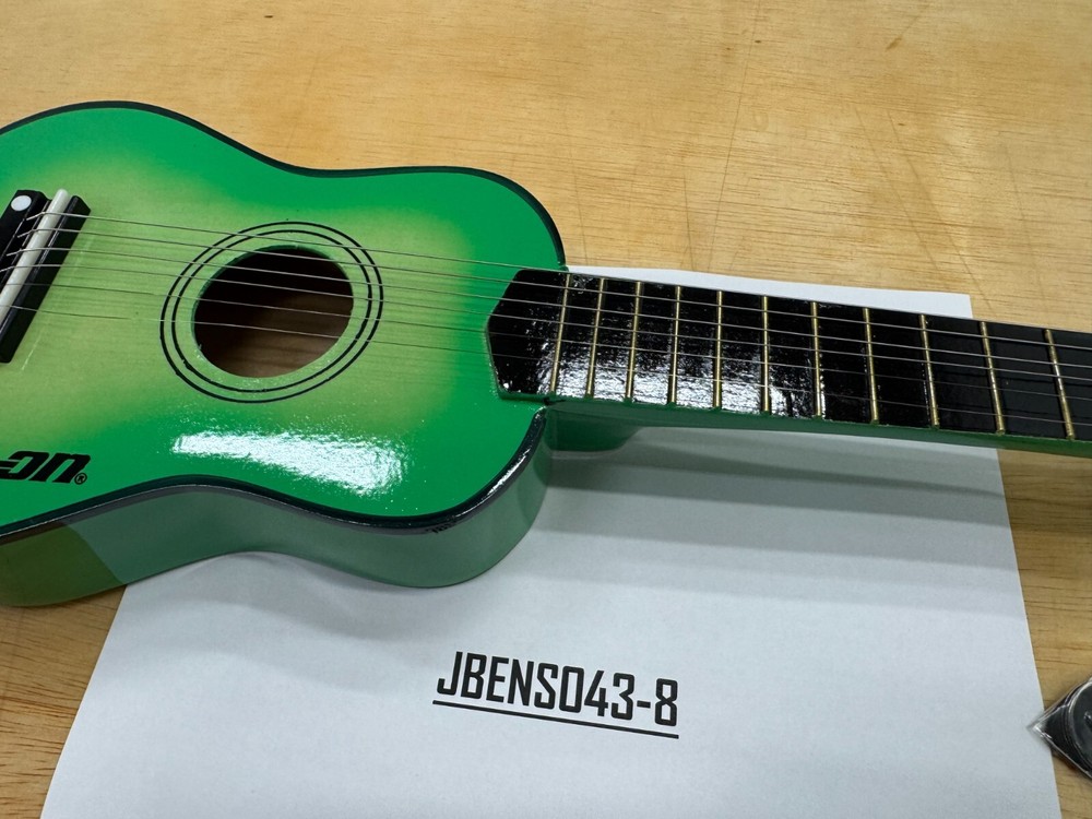 Snap-On Tools NEW GREEN Small Decorative String Guitar