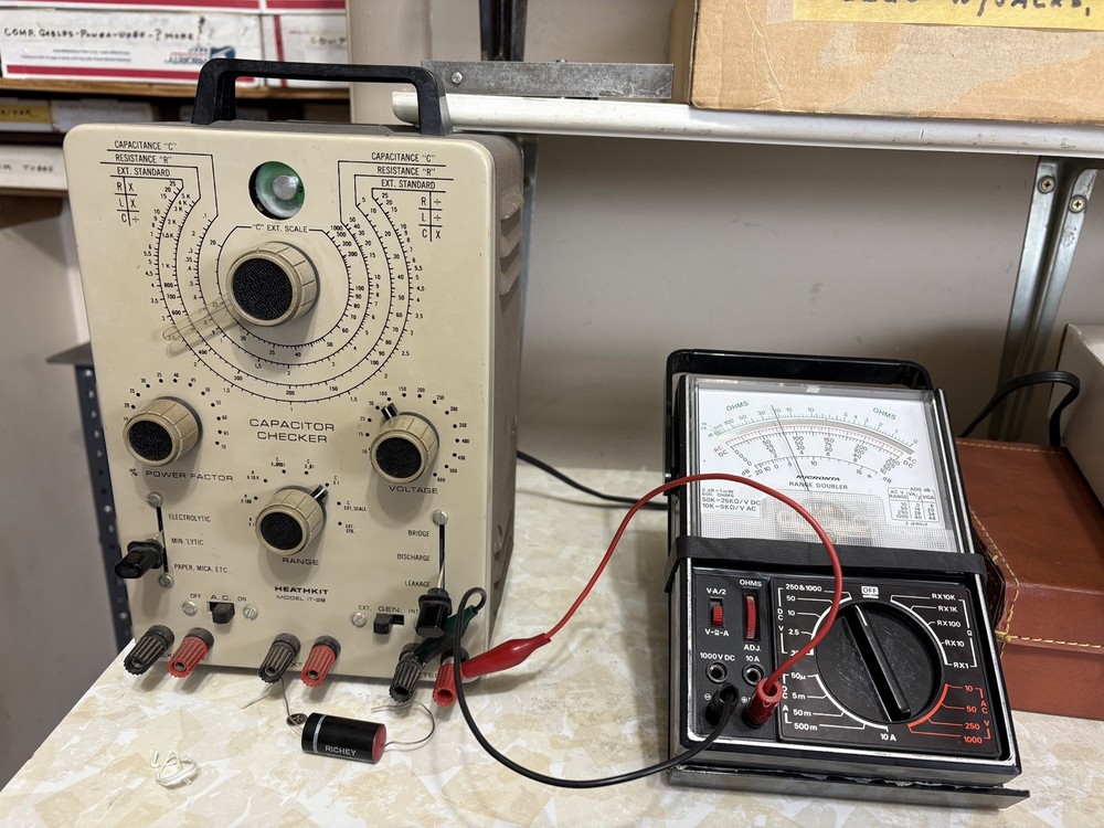 Heathkit IT-28 Capacitor Checker