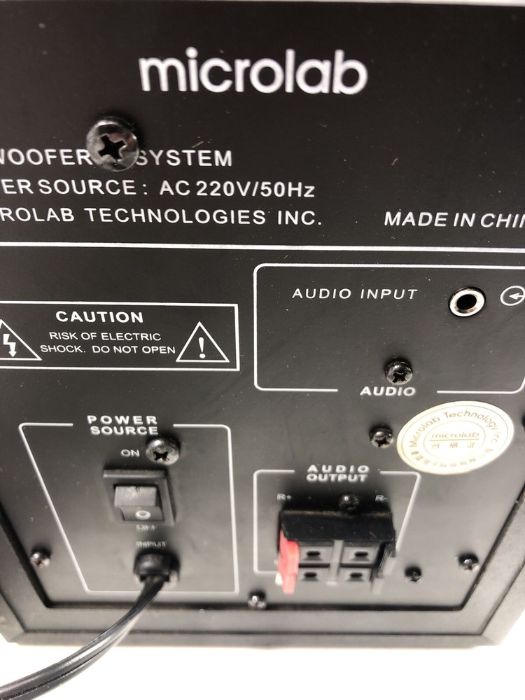 MICROLAB M-600 SPEAKER SYSTEM WITH SUBWOOFER 36 WATT Computer Phone AUX