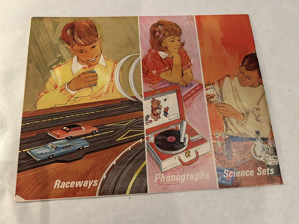 LIONEL 1966 Train Catalog