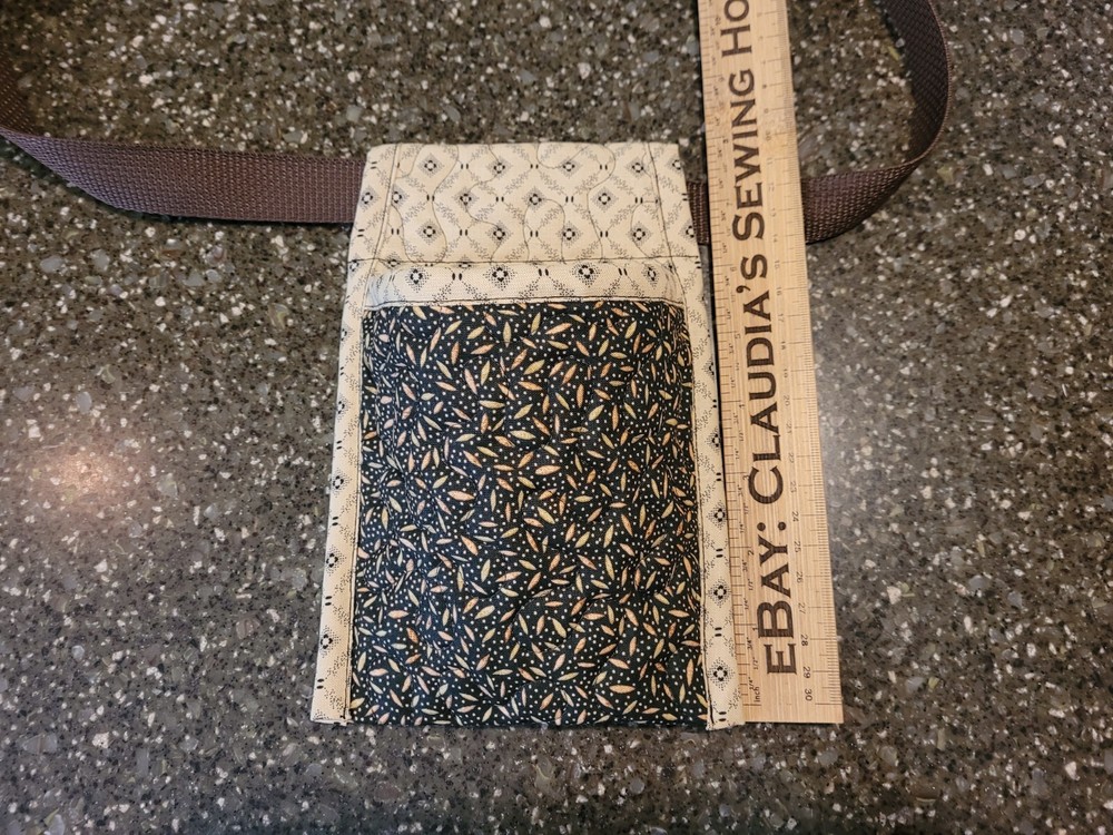Wearable Thread Catcher w/ Adjustable Belt - Great for Using at the Longarm