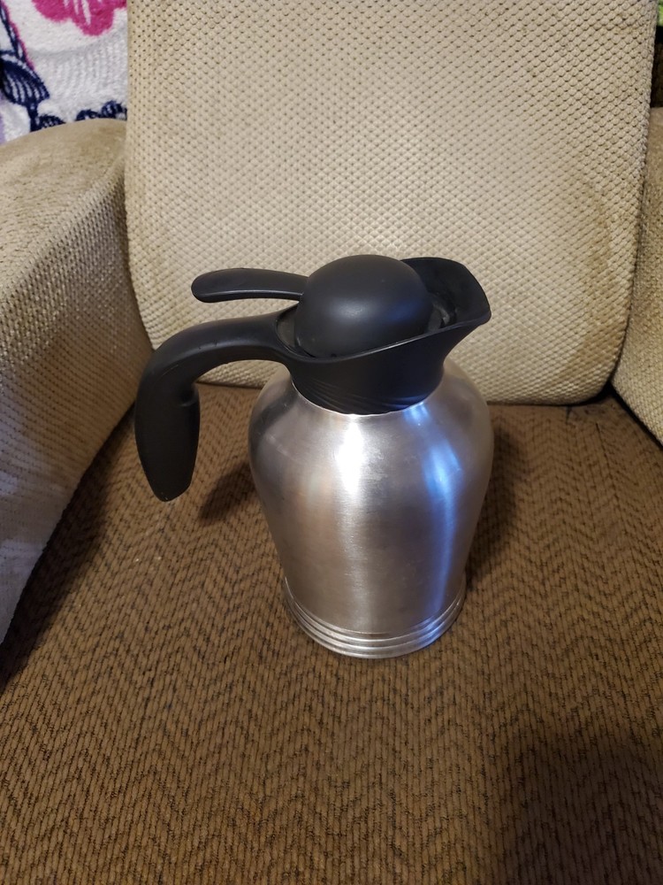 Stanley Commercial  ErgoServ Creamer 34 Oz.