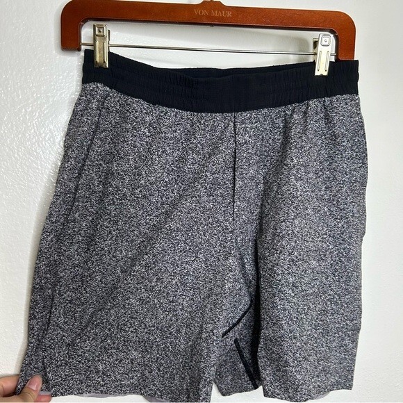 Lululemon Black White Speckle Running Short S