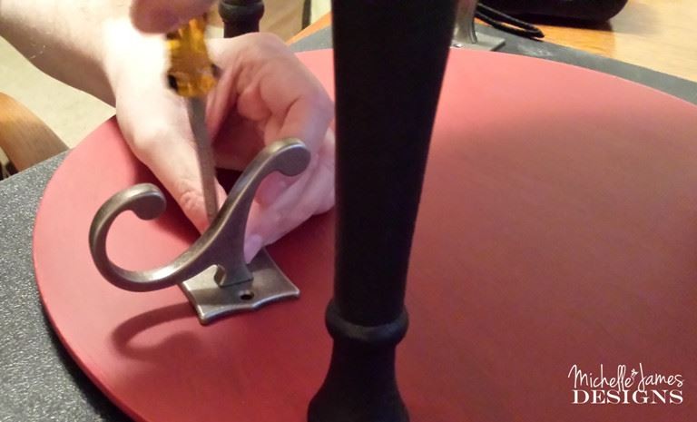 Antique Iron Two Prong Scroll Hook LQ-111443