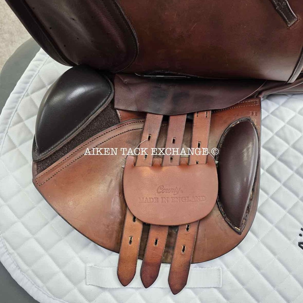 2017 County Innovation Jump Saddle, 17" Seat (Read Description)