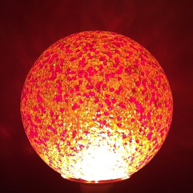 MID-CENTURY MODERN LIGHTOLIER TABLE LAMP STICKERED SPHERE ATOMIC