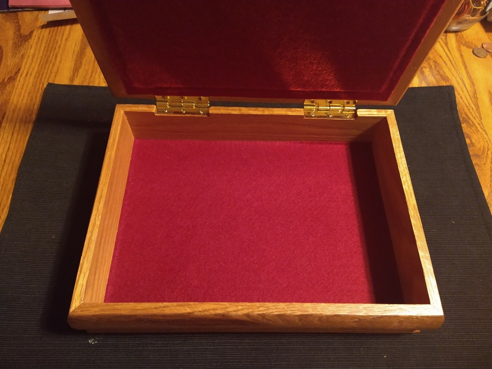 Clarity Rectangle Oak Box With Eagle