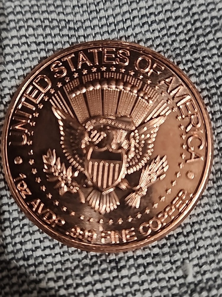 Trumps Wall One Ounce Copper Round