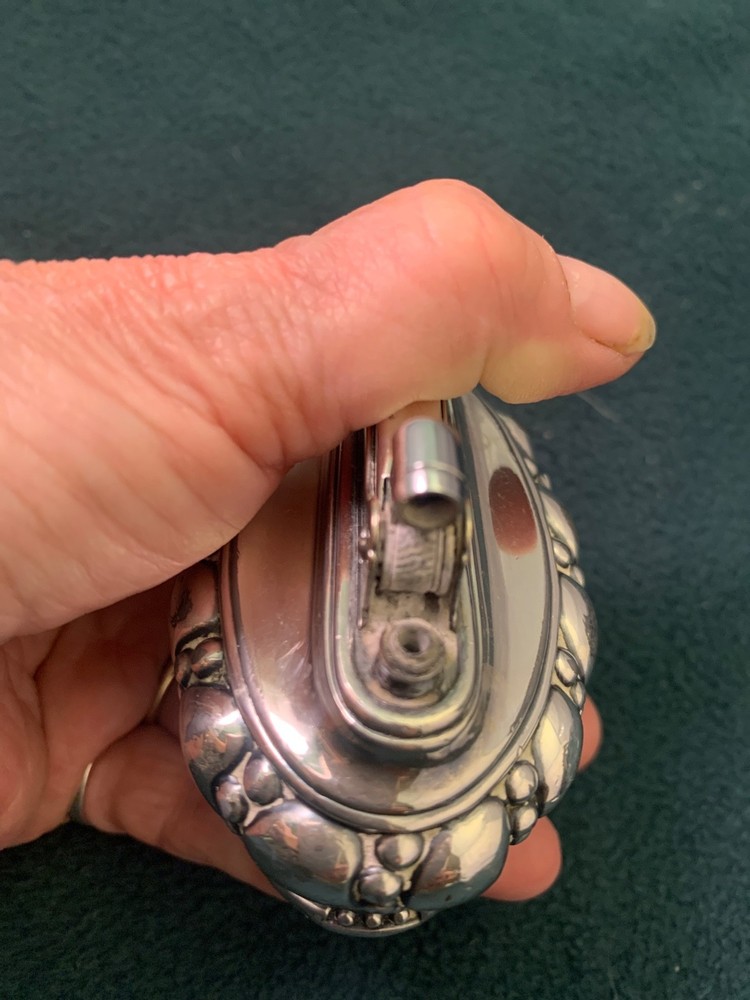 Vintage Ronson Crown Silver Plated Table Cigarette Lighter