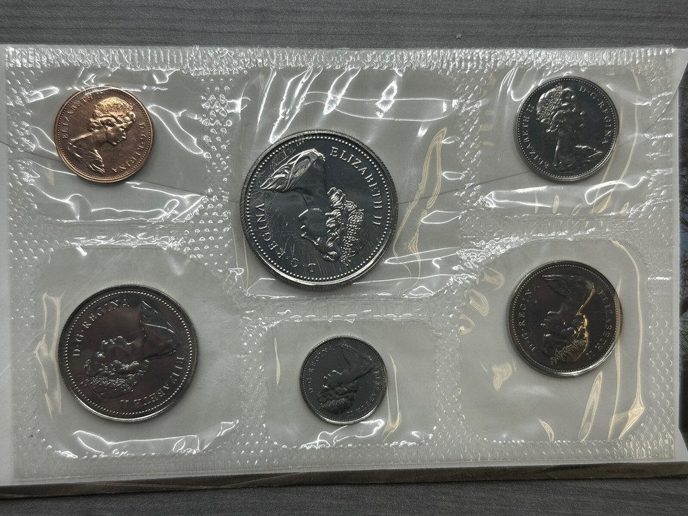 1975-77 Canada Uncirculated Coin Sets 3 pc Lot