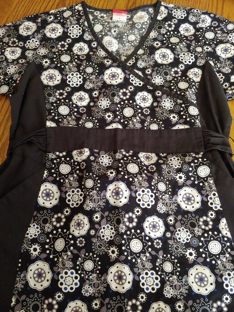 Dickies Scrub Top Small!! Black With Flowers