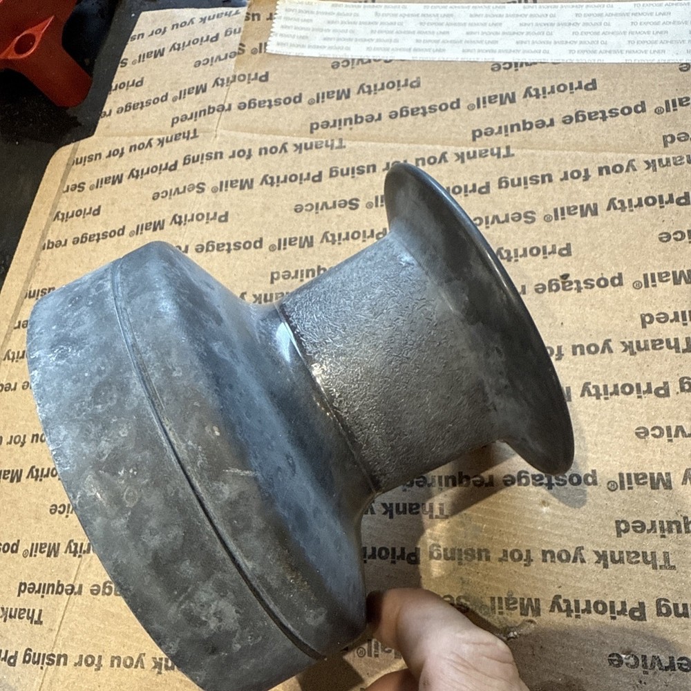 Lewmar 30 size 2speed winch (2)