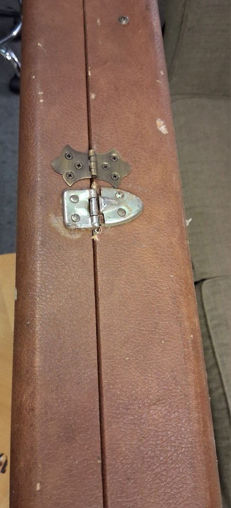 1989 Gibson Explorer Hard Case Brown
