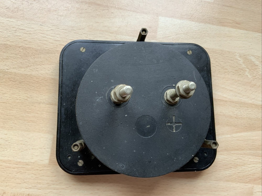 Vintage meter Ferranti v 4623