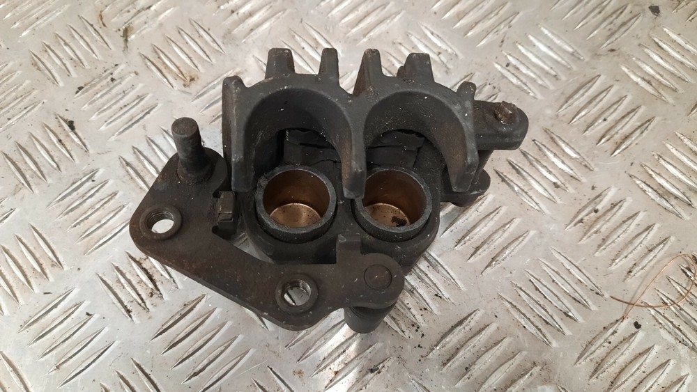🔝 Suzuki GSXF 600 1998 Front Right Brake Caliper
