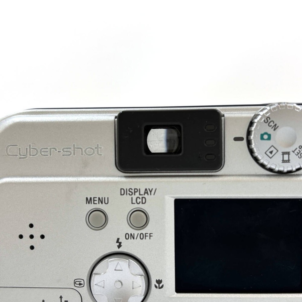 SONY DSC-P71 Compact Digital Camera #P525