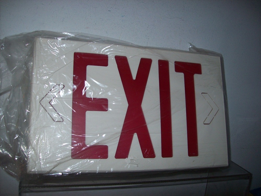 GLOBE LIGHTING SAFEGUARD EXIT SIGN