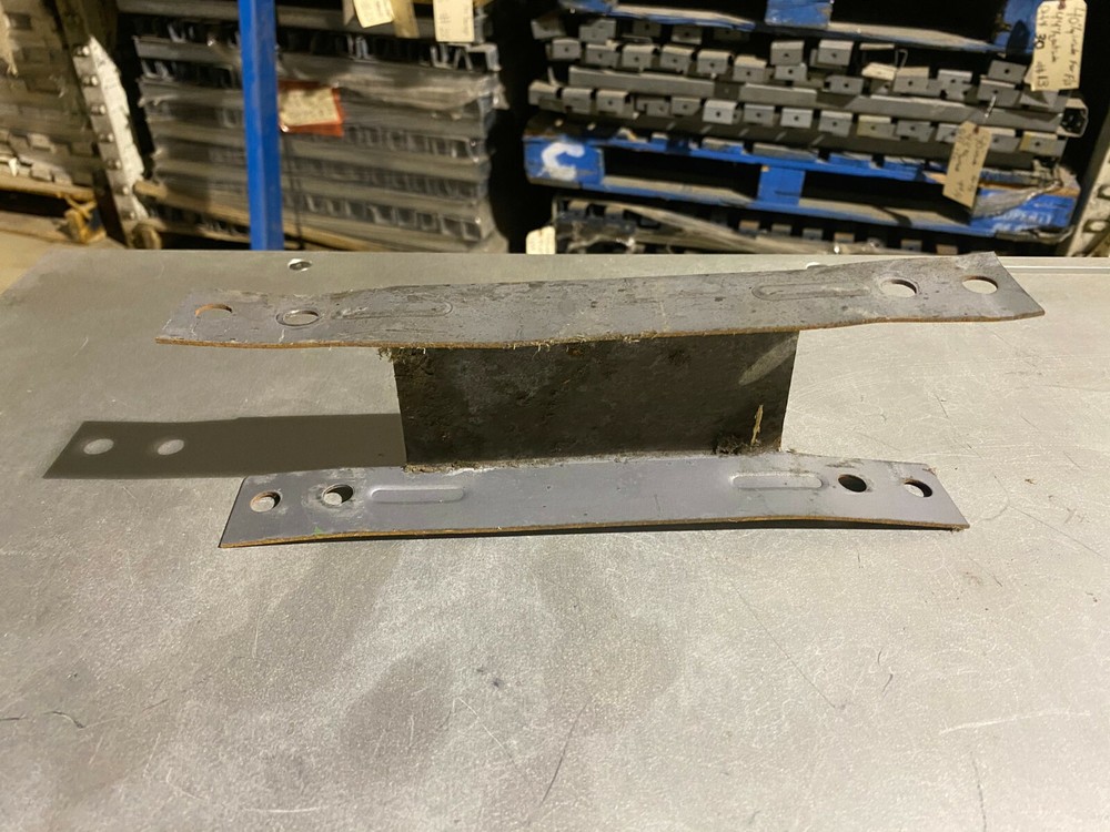 9" Teardrop Row Spacer for Pallet Rack