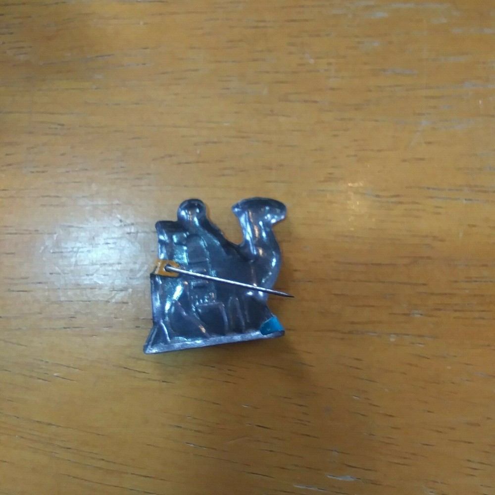 Vintage Camel and Wise Men Pin