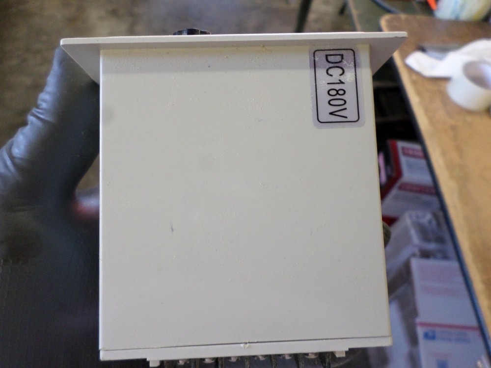 IIVVERR Casing Input AC 220V Output DC 180V Motor Speed Controller DATDA