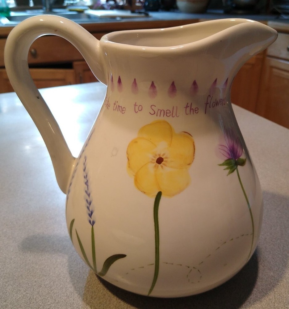 Buzzing Bee and Wildflowers, Handpainted, Medium Sized, Mint condition