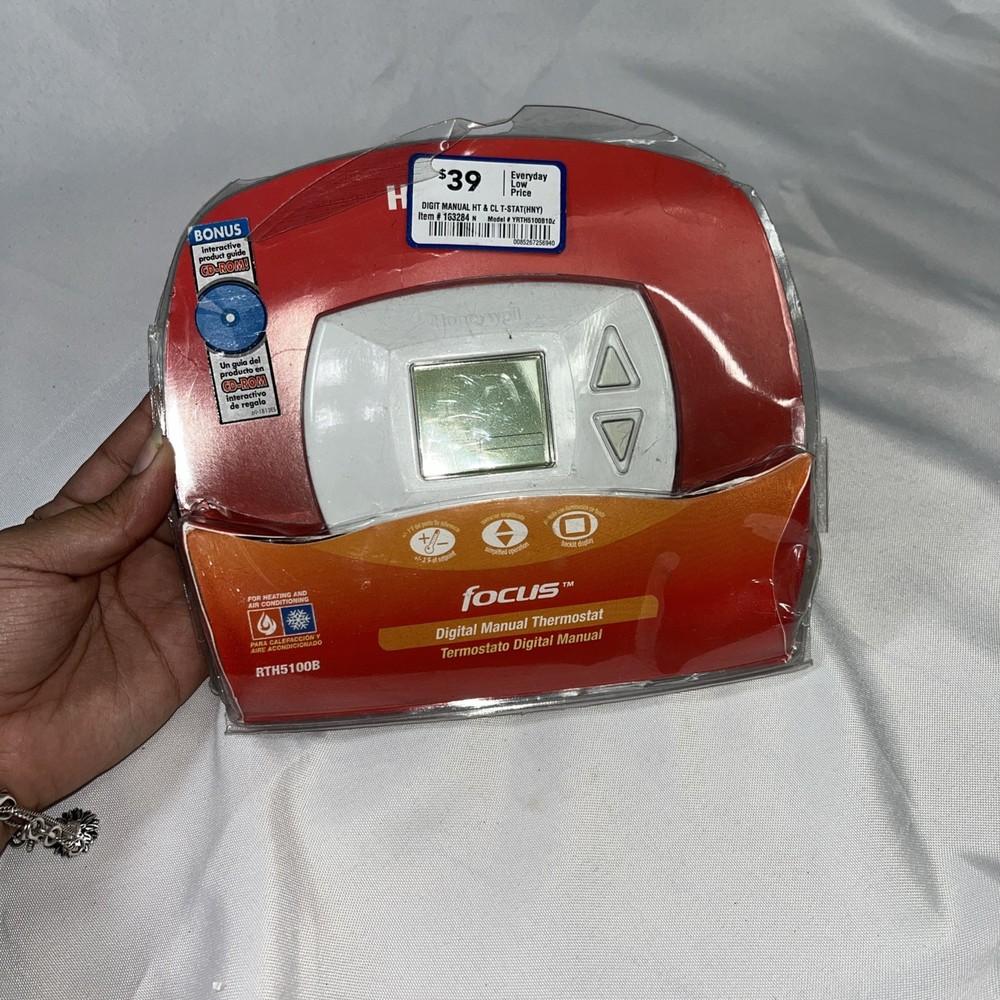 The Honeywell RTH5100B Digital Non-Programmable Thermostat
