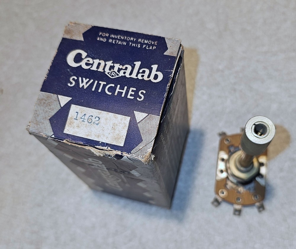 CENTRALAB 1462 Rotary Switch - 2 pole/2 position