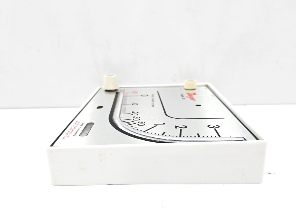 MARK II DWYER MODEL 25 WALL MOUNT MANOMETER