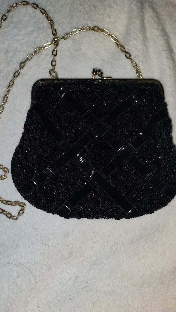 Vintage Beaded Purse! Sleek, Classy Pattern. Great Condition!