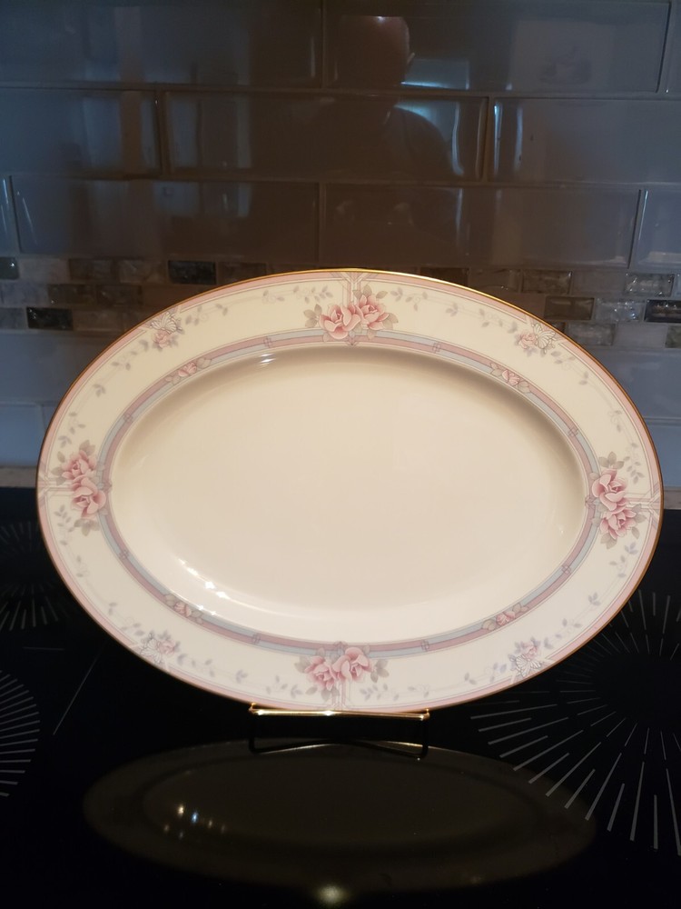 Noritake "Magnificence" Bone China 14" Oval Serving Platter