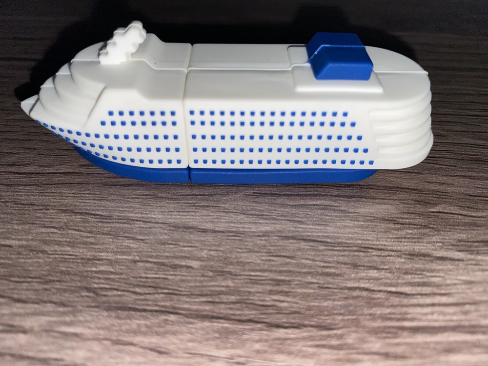 64 Gb Cruise Ship Flash Drive
