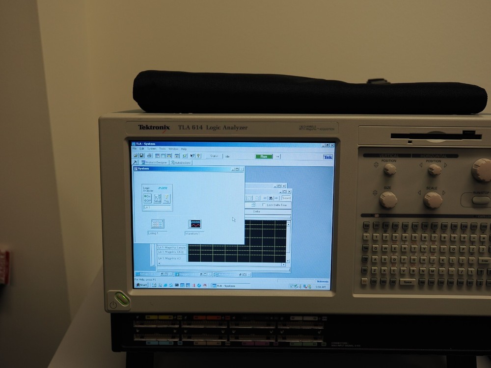Tektronix TLA614 136 Channel Logic Analyzer