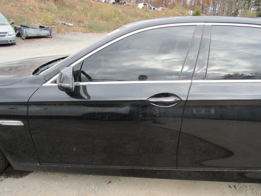 535I 2015 Glove Box 1005029
