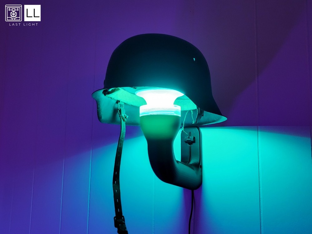 Helmet Wall Display - Remote Controlled - USB Powered LED