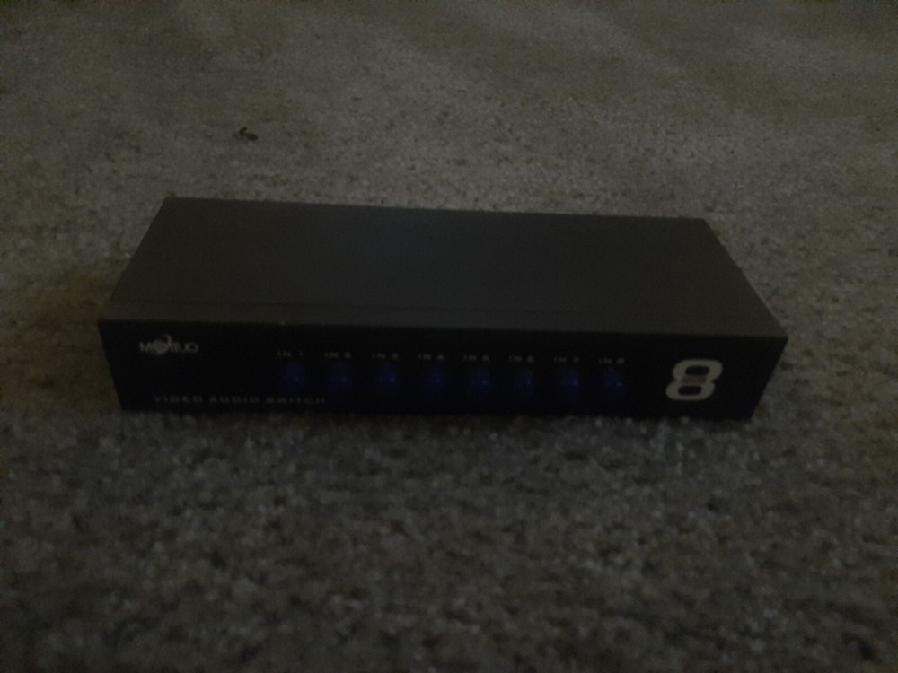 8-Way AV Cable Input Switch