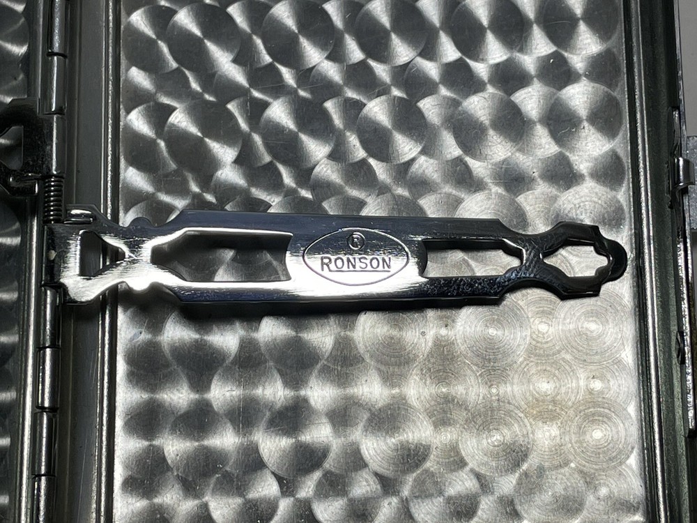 RONSON MASTERCASE CIGARETTE CASE AND LIGHTER - ORIGINAL BOX - CIRCA 1955