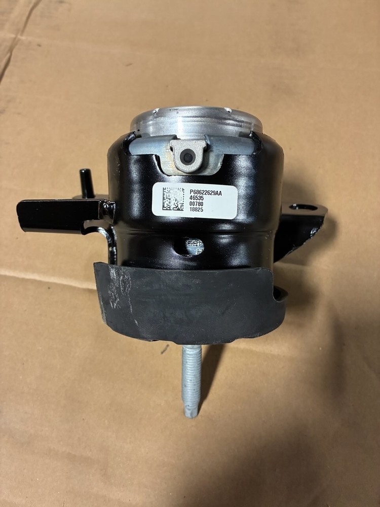 Genuine Mopar Engine Mount Isolator 68622629AA JL 2.0 LGH engine mount 18-26
