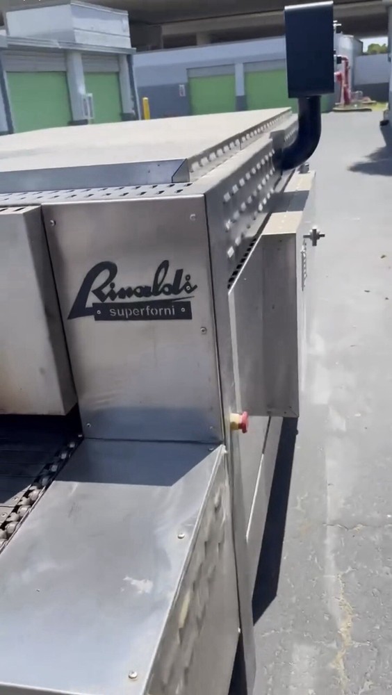 Electric Conveyor Pizza Oven