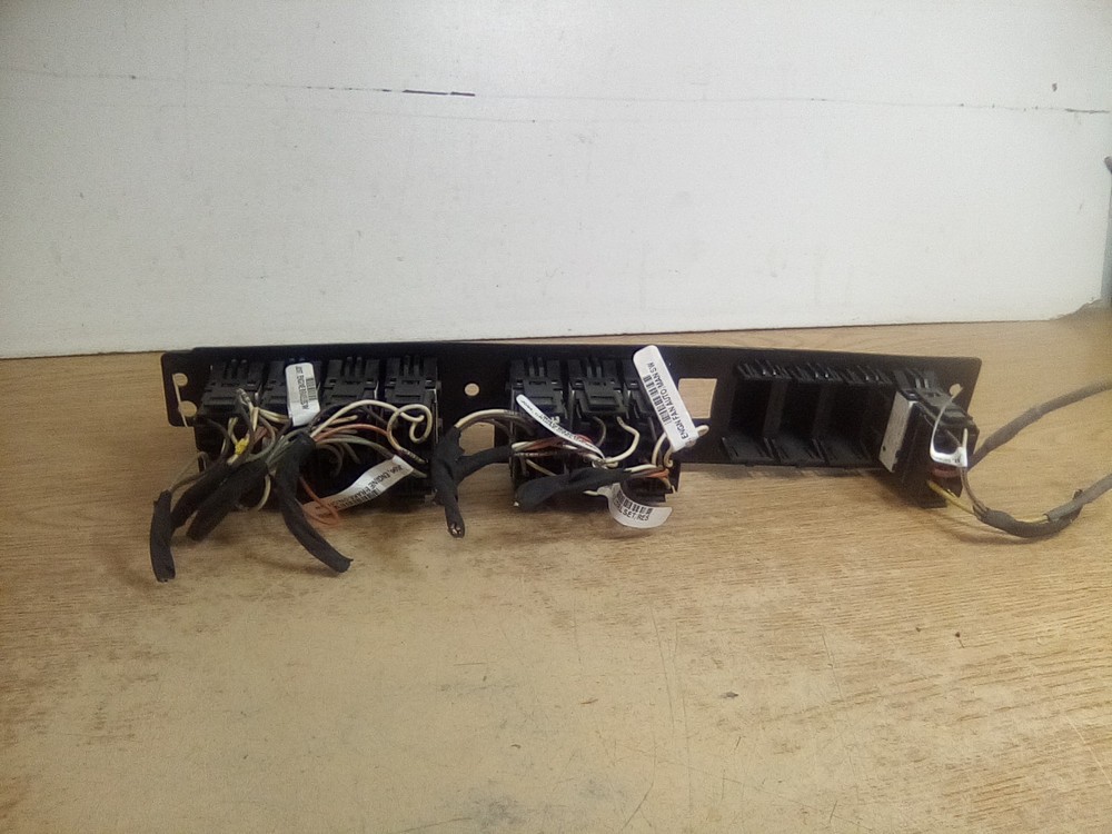 2015 Kenworth T680 Dash Switch Panel