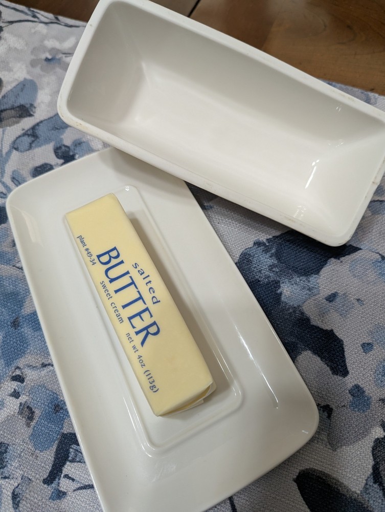 Maison Nouve Covered Ceramic Butter Dish, White